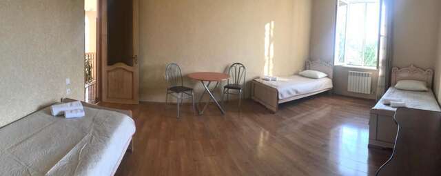 Гостевой дом Bajo Guest House Кутаиси-21