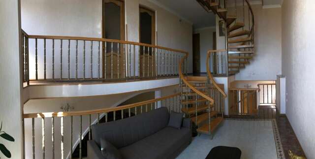 Гостевой дом Bajo Guest House Кутаиси-9
